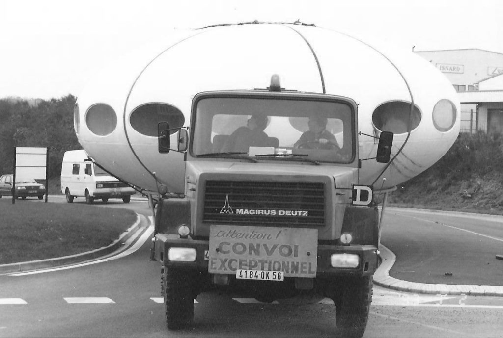 Transport exceptionnel Aéroclub Lorient 1976 Sotrama Jacques GUENAULT