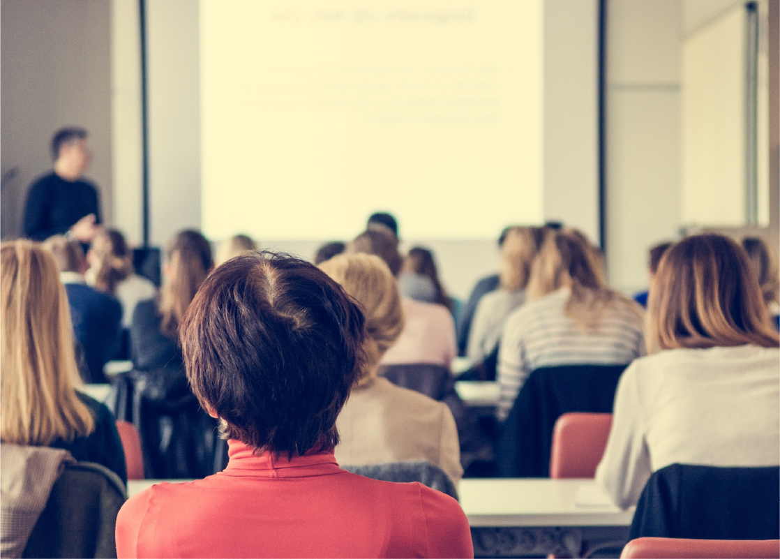 Formation professionnelle groupe salle CACES conduite risques spécifiques